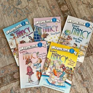 Fancy Nancy Step 1 books. 5 in total.